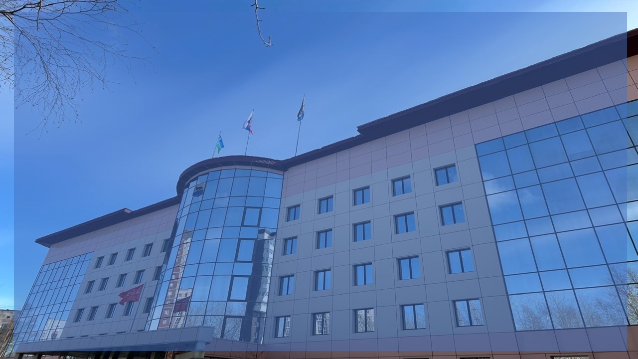 Здание Думы города, Администрации города по адресу ул. Восход, 4