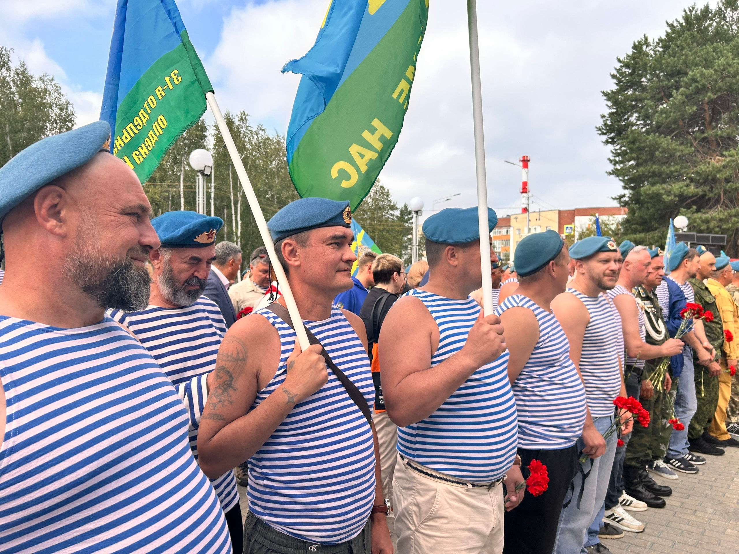 "Никто, кроме нас!"
